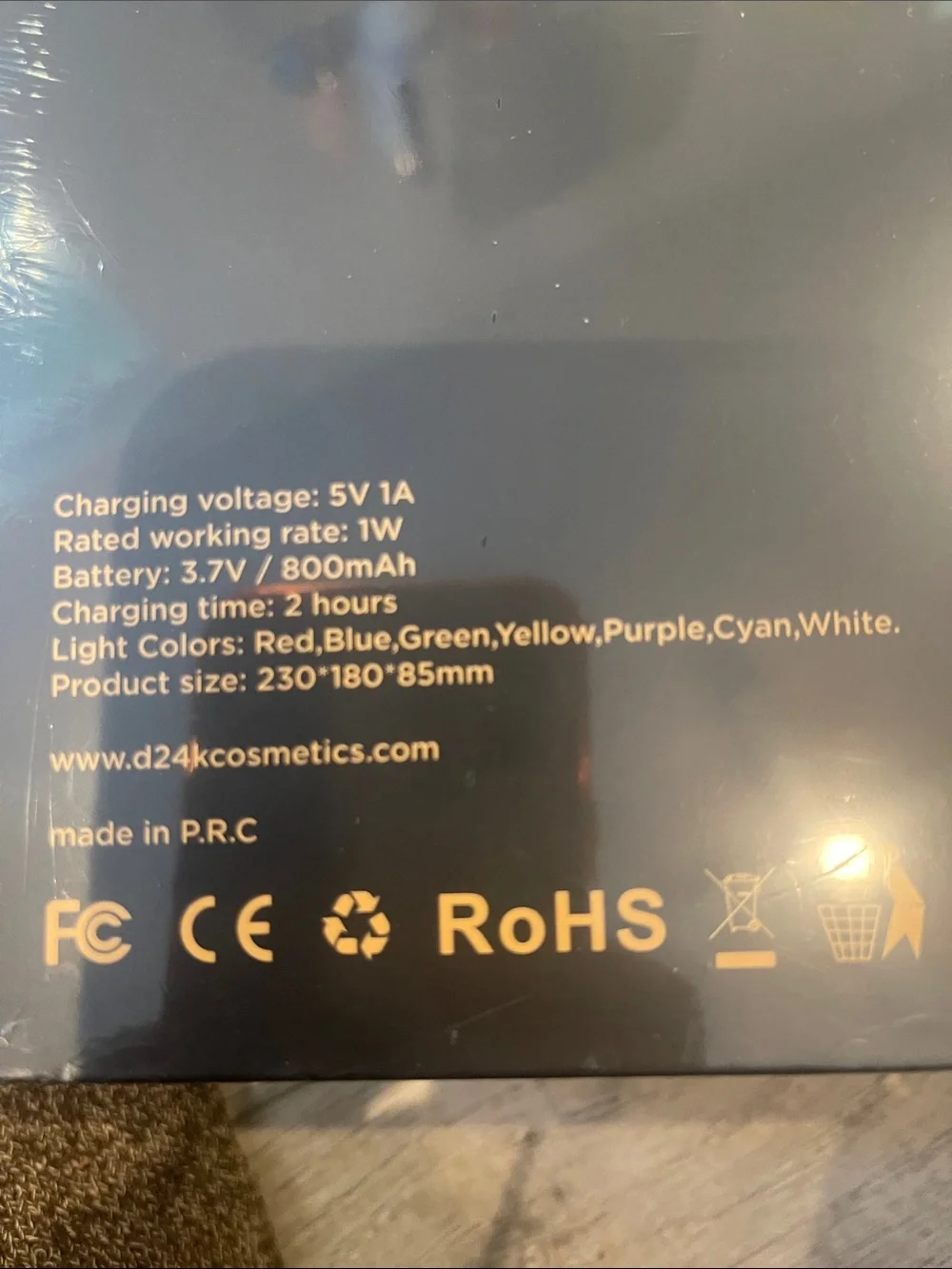 New D24K White 7-Color LED Therapy Face Mask - Picture 2 of 4